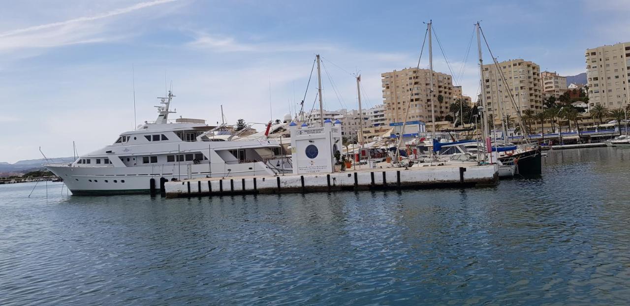 Puerto Estepona Buitenkant foto