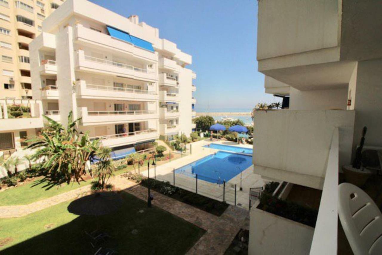 Puerto Estepona Buitenkant foto