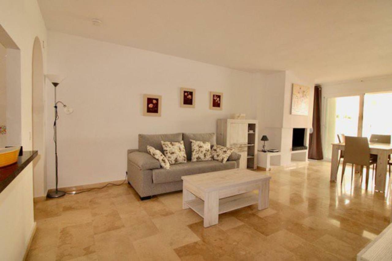 Puerto Estepona Buitenkant foto